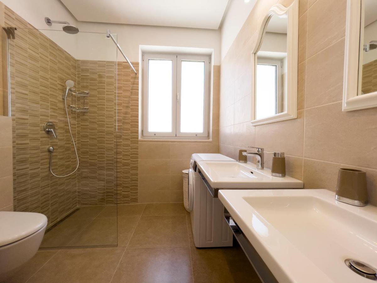Beach Residences Caroline Hvar Town Exterior photo